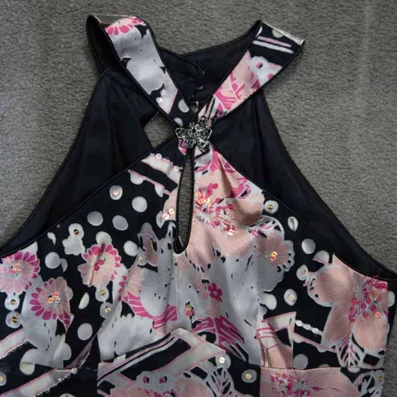 Gorgeous “Nanette Lepore” Evening Top - Picture 3 of 6